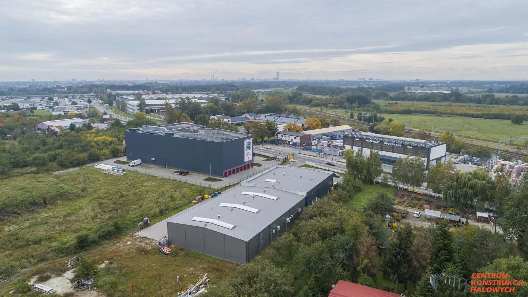 Delikatesy Centrum - budowa marketu z zapleczem socjalnym i magazynem o powierzchni 2000 m2