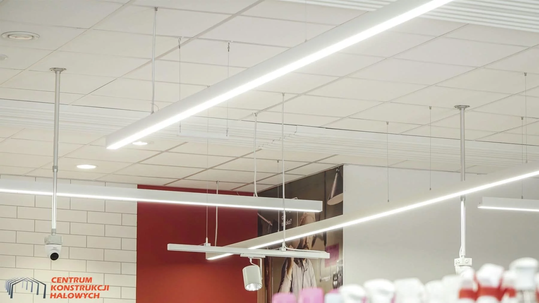 Delikatesy Centrum - budowa marketu z zapleczem socjalnym i magazynem o powierzchni 2000 m2