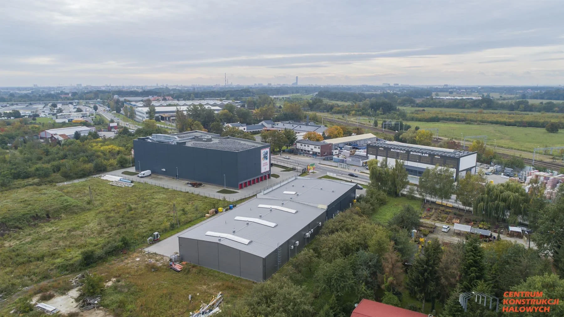 Delikatesy Centrum - budowa marketu z zapleczem socjalnym i magazynem o powierzchni 2000 m2